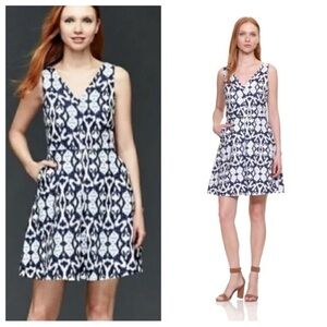 GAP 100% Linen Blue White Ikat Fit & Flare Summer Dress sz 6